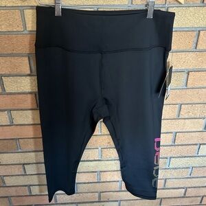 NWT Bebe Sport Rainbow Dot Capri Athletic Leggings Size 1X